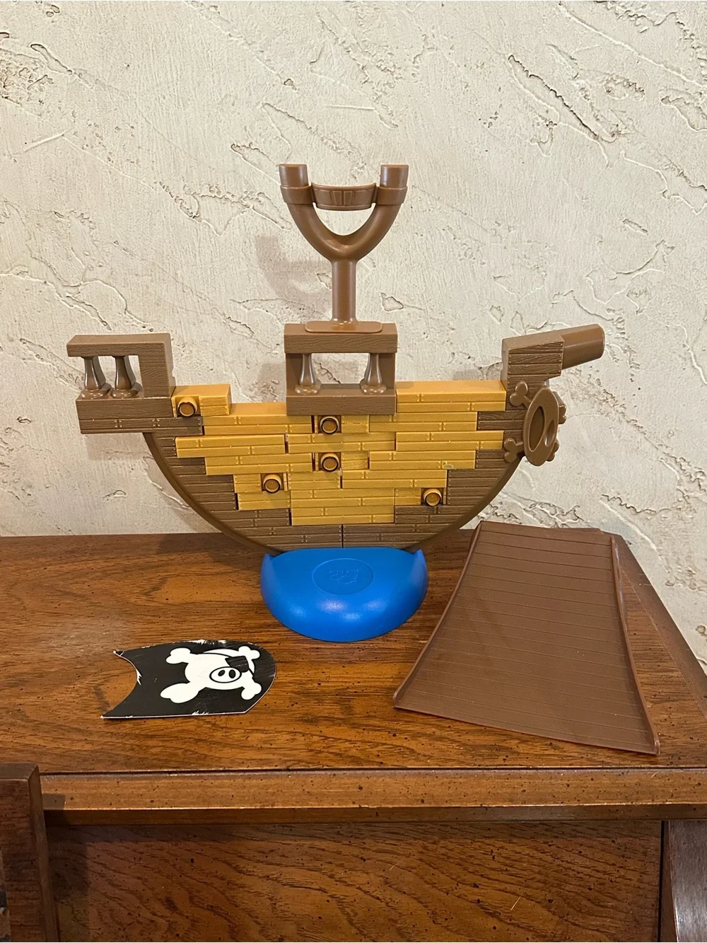 Angry Birds GO!  Jenga Pirate Pig Attack Game Replacement Pieces